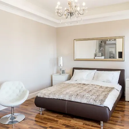 Derin Apartment