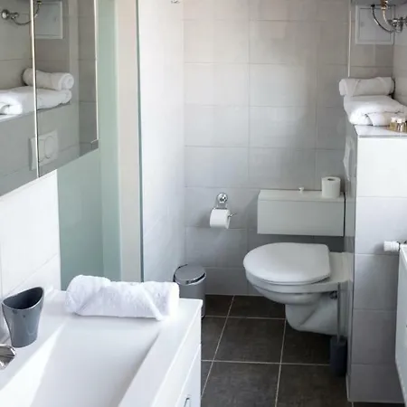 Derin Apartment